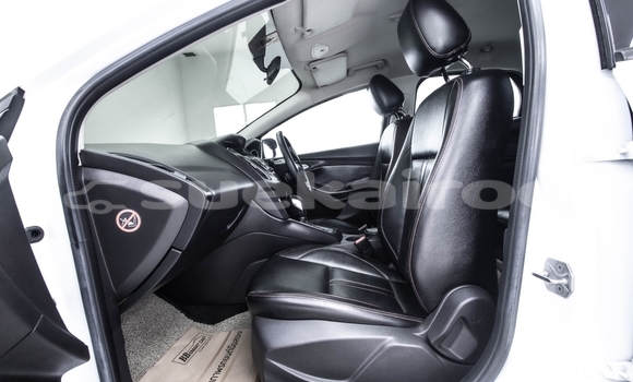 Buy Used Ford Focus White Car in Samut Sakhon in Samut Sakhon Buy Used Ford Focus White Car in Samut Sakhon in Samut Sakhon