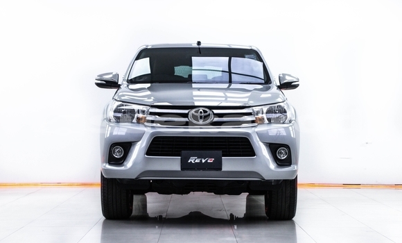Buy Used Toyota Hiluxe Revo Other Car in Samut Sakhon in Samut Sakhon Buy Used Toyota Hiluxe Revo Other Car in Samut Sakhon in Samut Sakhon