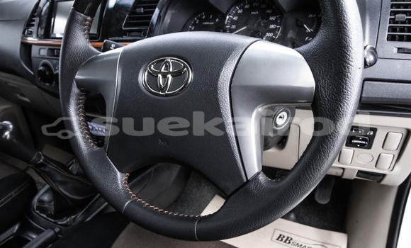 Buy Used Toyota Hiluxe VIGO White Car in Samut Sakhon in Samut Sakhon Buy Used Toyota Hiluxe VIGO White Car in Samut Sakhon in Samut Sakhon