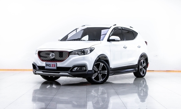 ซื้อ รถมือสอง MG ZS ขาว รถยนต์ ใน %{เมือง} ใน สมุทรสาคร
