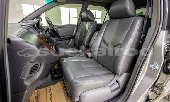 Buy Used Toyota Harrier Other Car in Samut Sakhon in Samut Sakhon Buy Used Toyota Harrier Other Car in Samut Sakhon in Samut Sakhon