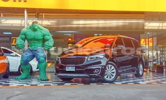 ซื้อ รถมือสอง Kia Carnival สีดำ รถยนต์ ใน %{เมือง} ใน กรุงเทพมหานคร