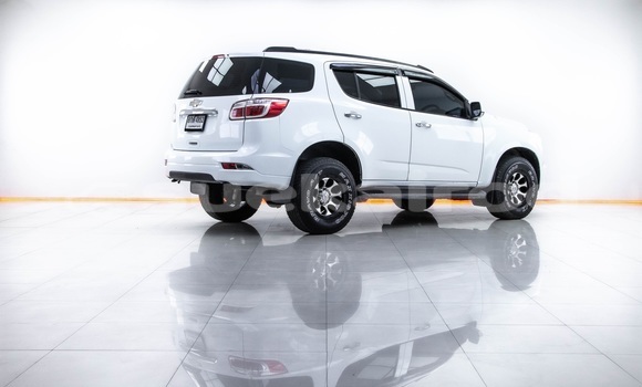 ซื้อ รถมือสอง Chevrolet TrailBlazer ขาว รถยนต์ ใน %{เมือง} ใน กรุงเทพมหานคร ซื้อ รถมือสอง Chevrolet TrailBlazer ขาว รถยนต์ ใน %{เมือง} ใน กรุงเทพมหานคร