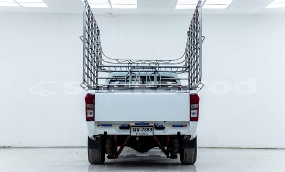 ซื้อ รถมือสอง Isuzu D–MAX ขาว รถยนต์ ใน %{เมือง} ใน กรุงเทพมหานคร ซื้อ รถมือสอง Isuzu D–MAX ขาว รถยนต์ ใน %{เมือง} ใน กรุงเทพมหานคร