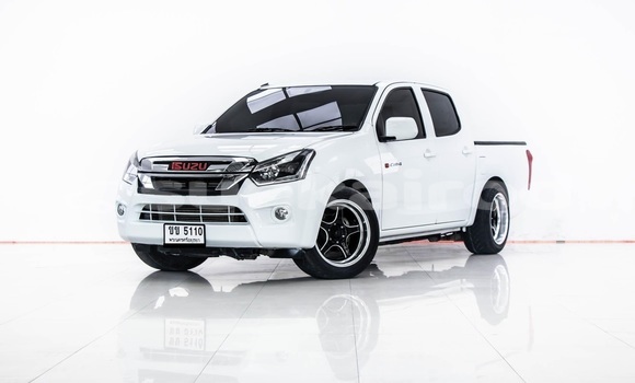ซื้อ รถมือสอง Isuzu D-Max ขาว รถยนต์ ใน %{เมือง} ใน กรุงเทพมหานคร