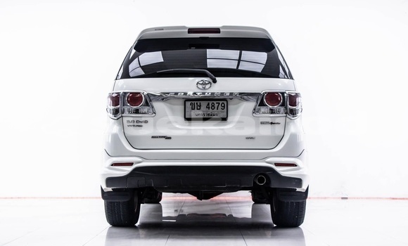 ซื้อ รถมือสอง Toyota Fortuner ขาว รถยนต์ ใน %{เมือง} ใน กรุงเทพมหานคร ซื้อ รถมือสอง Toyota Fortuner ขาว รถยนต์ ใน %{เมือง} ใน กรุงเทพมหานคร
