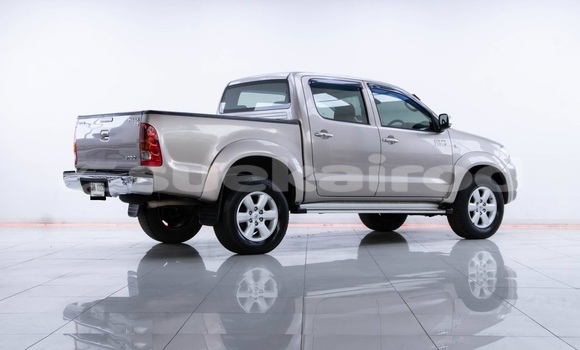 Buy Used Toyota Hiluxe VIGO Brown Car in Bangkok in Bangkok Buy Used Toyota Hiluxe VIGO Brown Car in Bangkok in Bangkok