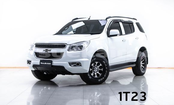 Buy Used Chevrolet TrailBlazer White Car in Bangkok in Bangkok Buy Used Chevrolet TrailBlazer White Car in Bangkok in Bangkok