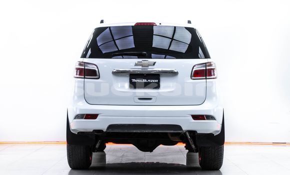 Buy Used Chevrolet TrailBlazer White Car in Bangkok in Bangkok Buy Used Chevrolet TrailBlazer White Car in Bangkok in Bangkok