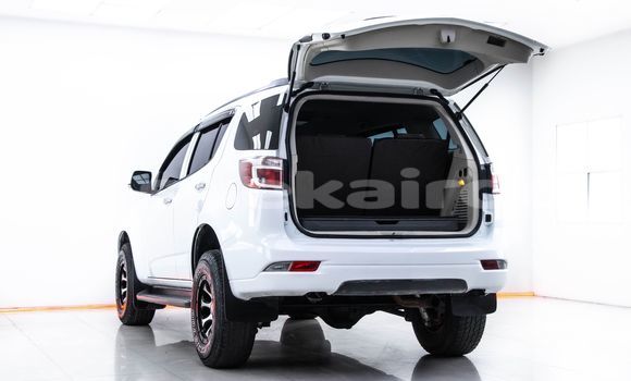 Buy Used Chevrolet TrailBlazer White Car in Bangkok in Bangkok Buy Used Chevrolet TrailBlazer White Car in Bangkok in Bangkok
