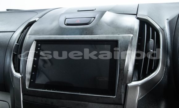 Buy Used Chevrolet TrailBlazer White Car in Bangkok in Bangkok Buy Used Chevrolet TrailBlazer White Car in Bangkok in Bangkok