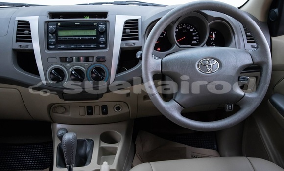 Buy Used Toyota Hiluxe VIGO Brown Car in Bangkok in Bangkok Buy Used Toyota Hiluxe VIGO Brown Car in Bangkok in Bangkok