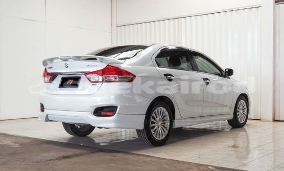 Buy Used Suzuki Ciaz White Car in Bangkok in Bangkok Buy Used Suzuki Ciaz White Car in Bangkok in Bangkok