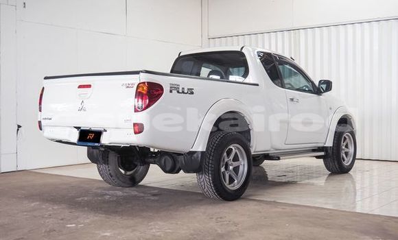 Buy Used Mitsubishi Triton White Car in Bangkok in Bangkok Buy Used Mitsubishi Triton White Car in Bangkok in Bangkok