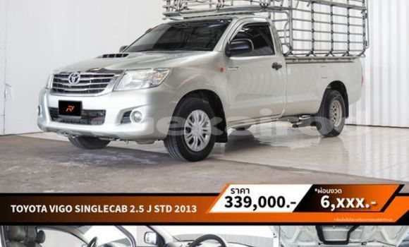 Buy Used Toyota Hiluxe VIGO Silver Car in Bangkok in Bangkok