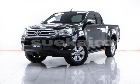 Buy Used Toyota Hiluxe Revo Black Car in Samut Sakhon in Samut Sakhon