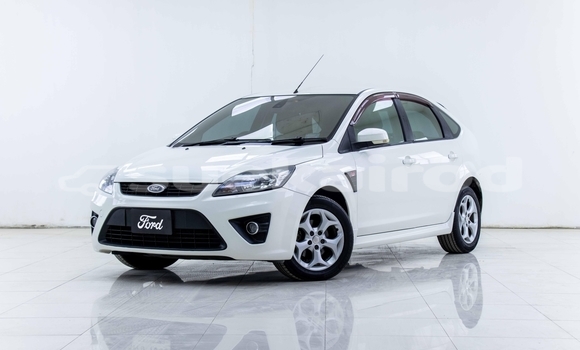 Buy Used Ford Focus White Car in Samut Sakhon in Samut Sakhon