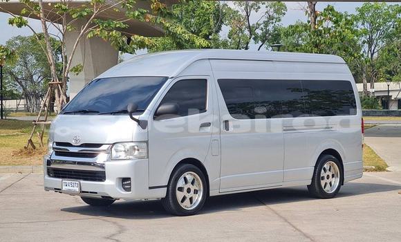 Buy Used Toyota Commuter Other Car in Bangkok in Bangkok