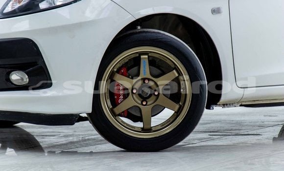 ซื้อ รถมือสอง Honda Brio ขาว รถยนต์ ใน %{เมือง} ใน สมุทรสาคร ซื้อ รถมือสอง Honda Brio ขาว รถยนต์ ใน %{เมือง} ใน สมุทรสาคร