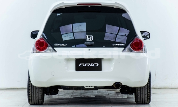 ซื้อ รถมือสอง Honda Brio ขาว รถยนต์ ใน %{เมือง} ใน สมุทรสาคร ซื้อ รถมือสอง Honda Brio ขาว รถยนต์ ใน %{เมือง} ใน สมุทรสาคร