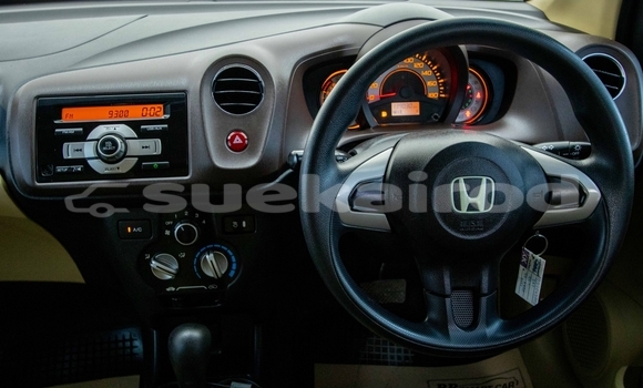 ซื้อ รถมือสอง Honda Brio ขาว รถยนต์ ใน %{เมือง} ใน สมุทรสาคร ซื้อ รถมือสอง Honda Brio ขาว รถยนต์ ใน %{เมือง} ใน สมุทรสาคร