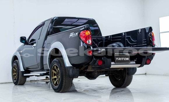 Buy Used Mitsubishi Triton Black Car in Samut Sakhon in Samut Sakhon Buy Used Mitsubishi Triton Black Car in Samut Sakhon in Samut Sakhon
