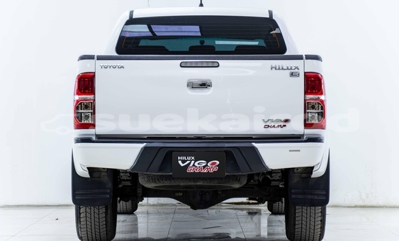 Buy Used Toyota Vigo White Car in Samut Sakhon in Samut Sakhon Buy Used Toyota Vigo White Car in Samut Sakhon in Samut Sakhon