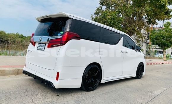 Buy Used Toyota Alphard White Car in Bangkok in Bangkok Buy Used Toyota Alphard White Car in Bangkok in Bangkok