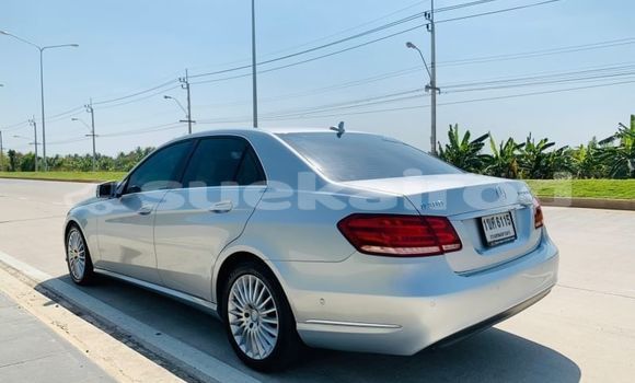 Buy Used Mercedes-Benz E-Classe Other Car in Bangkok in Bangkok Buy Used Mercedes-Benz E-Classe Other Car in Bangkok in Bangkok