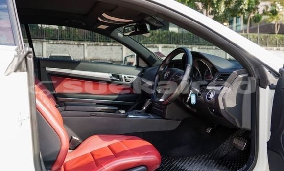 ซื้อ รถมือสอง Mercedes-Benz E-Classe ขาว รถยนต์ ใน %{เมือง} ใน กรุงเทพมหานคร ซื้อ รถมือสอง Mercedes-Benz E-Classe ขาว รถยนต์ ใน %{เมือง} ใน กรุงเทพมหานคร