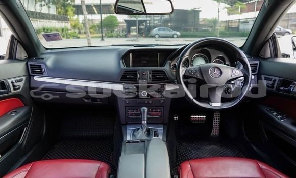 ซื้อ รถมือสอง Mercedes-Benz E-Classe ขาว รถยนต์ ใน %{เมือง} ใน กรุงเทพมหานคร ซื้อ รถมือสอง Mercedes-Benz E-Classe ขาว รถยนต์ ใน %{เมือง} ใน กรุงเทพมหานคร