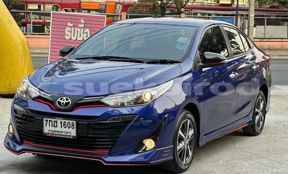 ซื้อ รถมือสอง Toyota Yaris Ativ สีน้ำเงิน รถยนต์ ใน %{เมือง} ใน กรุงเทพมหานคร
