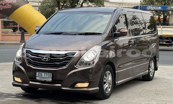 Buy Used Hyundai H1 Brown Car in Bangkok in Bangkok
