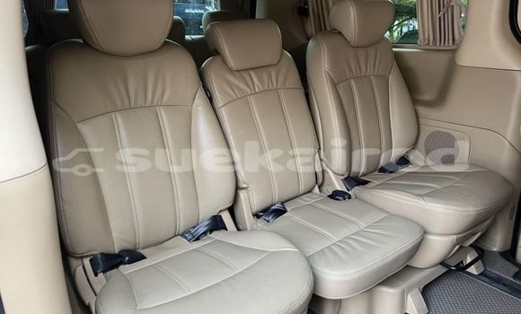 Buy Used Hyundai H1 Brown Car in Bangkok in Bangkok Buy Used Hyundai H1 Brown Car in Bangkok in Bangkok