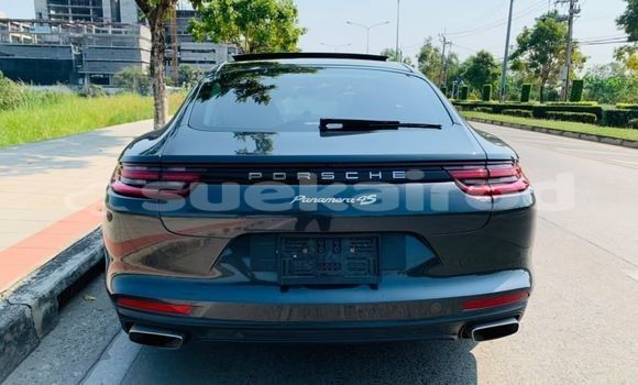 ซื้อ รถมือสอง Porsche Panamera อื่น ๆ รถยนต์ ใน %{เมือง} ใน กรุงเทพมหานคร ซื้อ รถมือสอง Porsche Panamera อื่น ๆ รถยนต์ ใน %{เมือง} ใน กรุงเทพมหานคร