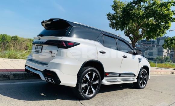 ซื้อ รถมือสอง Toyota Fortuner อื่น ๆ รถยนต์ ใน %{เมือง} ใน กรุงเทพมหานคร ซื้อ รถมือสอง Toyota Fortuner อื่น ๆ รถยนต์ ใน %{เมือง} ใน กรุงเทพมหานคร