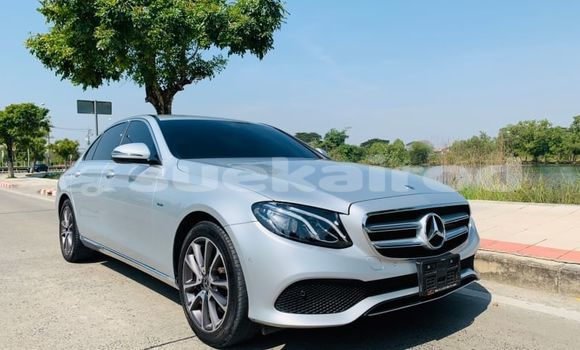 ซื้อ รถมือสอง Mercedes-Benz E-Classe อื่น ๆ รถยนต์ ใน %{เมือง} ใน กรุงเทพมหานคร ซื้อ รถมือสอง Mercedes-Benz E-Classe อื่น ๆ รถยนต์ ใน %{เมือง} ใน กรุงเทพมหานคร
