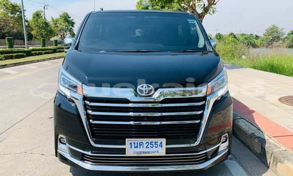 ซื้อ รถมือสอง Mercedes-Benz E-Classe สีดำ รถยนต์ ใน %{เมือง} ใน กรุงเทพมหานคร ซื้อ รถมือสอง Mercedes-Benz E-Classe สีดำ รถยนต์ ใน %{เมือง} ใน กรุงเทพมหานคร