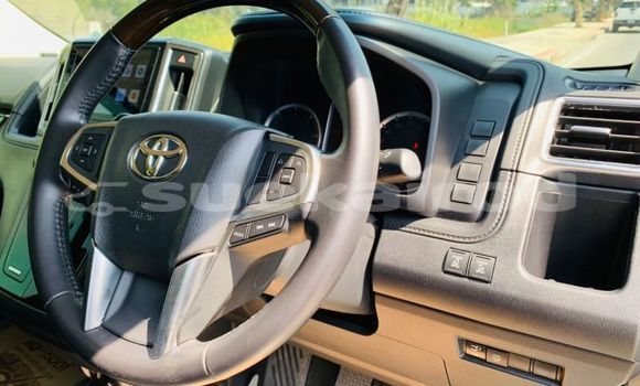 ซื้อ รถมือสอง Mercedes-Benz E-Classe สีดำ รถยนต์ ใน %{เมือง} ใน กรุงเทพมหานคร ซื้อ รถมือสอง Mercedes-Benz E-Classe สีดำ รถยนต์ ใน %{เมือง} ใน กรุงเทพมหานคร