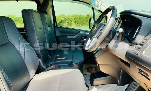 ซื้อ รถมือสอง Mercedes-Benz E-Classe สีดำ รถยนต์ ใน %{เมือง} ใน กรุงเทพมหานคร ซื้อ รถมือสอง Mercedes-Benz E-Classe สีดำ รถยนต์ ใน %{เมือง} ใน กรุงเทพมหานคร