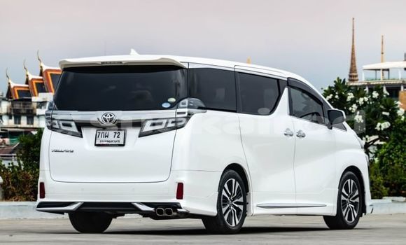 ซื้อ รถมือสอง Toyota Vellfire ขาว รถยนต์ ใน %{เมือง} ใน กรุงเทพมหานคร ซื้อ รถมือสอง Toyota Vellfire ขาว รถยนต์ ใน %{เมือง} ใน กรุงเทพมหานคร