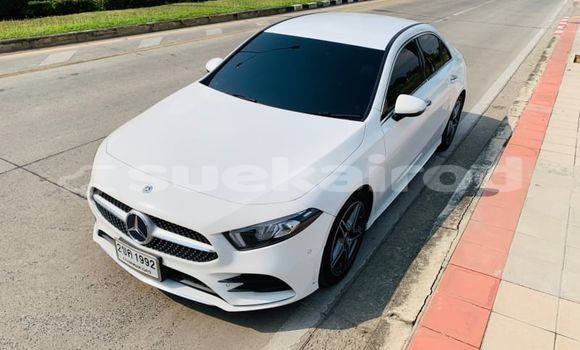 ซื้อ รถมือสอง Mercedes-Benz A-klasse AMG ขาว รถยนต์ ใน %{เมือง} ใน กรุงเทพมหานคร