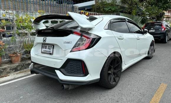 Buy Used Honda Civic White Car in Bangkok in Bangkok Buy Used Honda Civic White Car in Bangkok in Bangkok