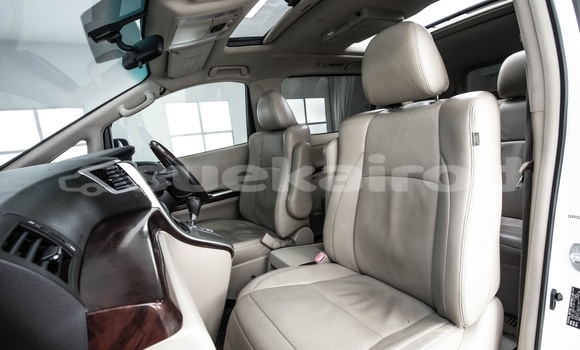 Buy Used Toyota Vellfire White Car in Bangkok in Bangkok Buy Used Toyota Vellfire White Car in Bangkok in Bangkok