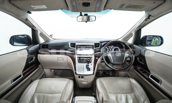Buy Used Toyota Vellfire White Car in Bangkok in Bangkok Buy Used Toyota Vellfire White Car in Bangkok in Bangkok