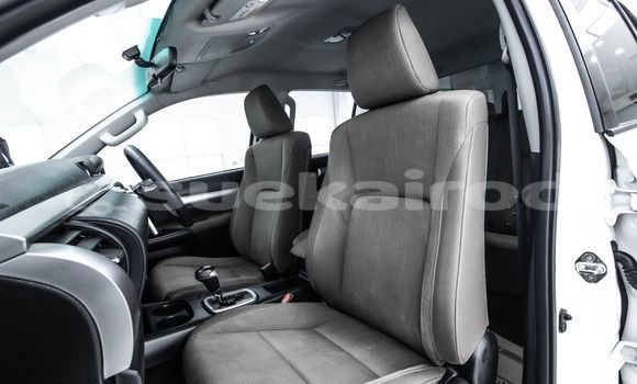 ซื้อ รถมือสอง Toyota Hiluxe Revo ขาว รถยนต์ ใน %{เมือง} ใน กรุงเทพมหานคร ซื้อ รถมือสอง Toyota Hiluxe Revo ขาว รถยนต์ ใน %{เมือง} ใน กรุงเทพมหานคร