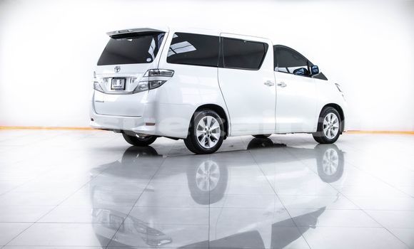 Buy Used Toyota Vellfire White Car in Bangkok in Bangkok Buy Used Toyota Vellfire White Car in Bangkok in Bangkok