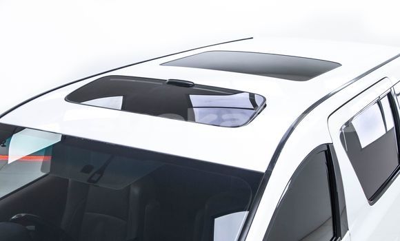 Buy Used Toyota Vellfire White Car in Bangkok in Bangkok Buy Used Toyota Vellfire White Car in Bangkok in Bangkok