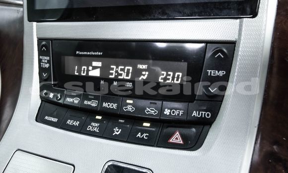 Buy Used Toyota Vellfire White Car in Bangkok in Bangkok Buy Used Toyota Vellfire White Car in Bangkok in Bangkok