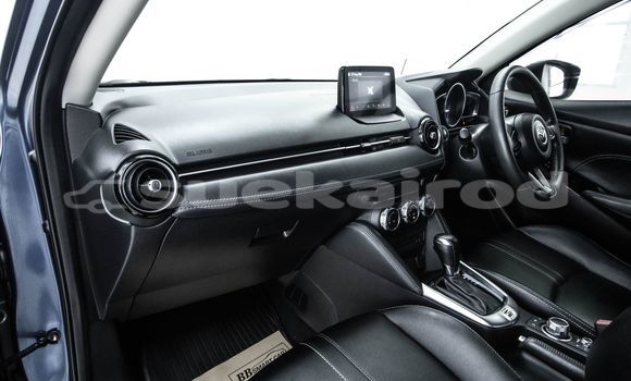 ซื้อ รถมือสอง Mazda 2 สีน้ำเงิน รถยนต์ ใน %{เมือง} ใน กรุงเทพมหานคร ซื้อ รถมือสอง Mazda 2 สีน้ำเงิน รถยนต์ ใน %{เมือง} ใน กรุงเทพมหานคร